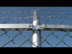 Außenbau Galvanisierte Zaunplatten Breite 0,5 m-6 m Metaltyp Eisen